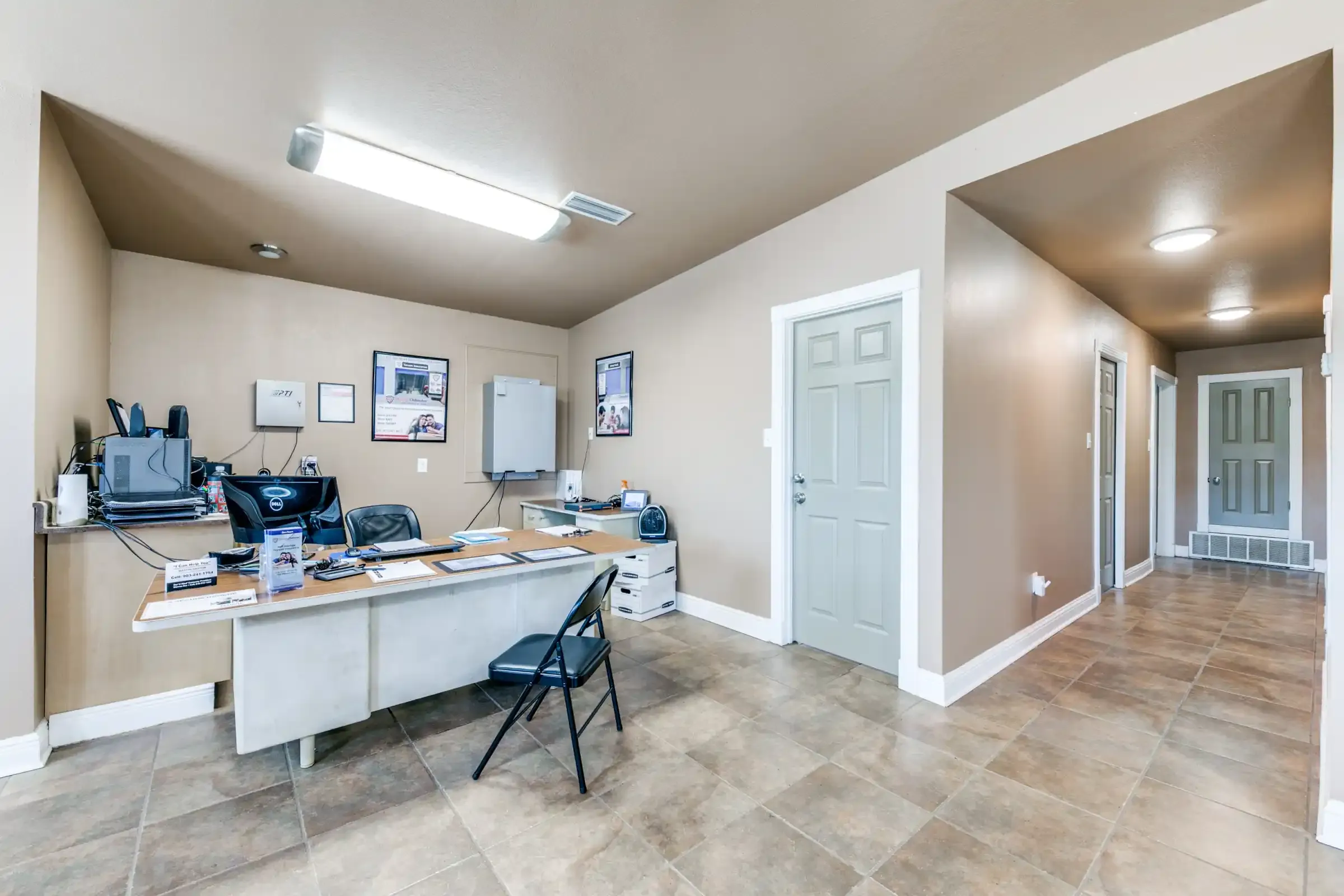 right move self storage in longview front office