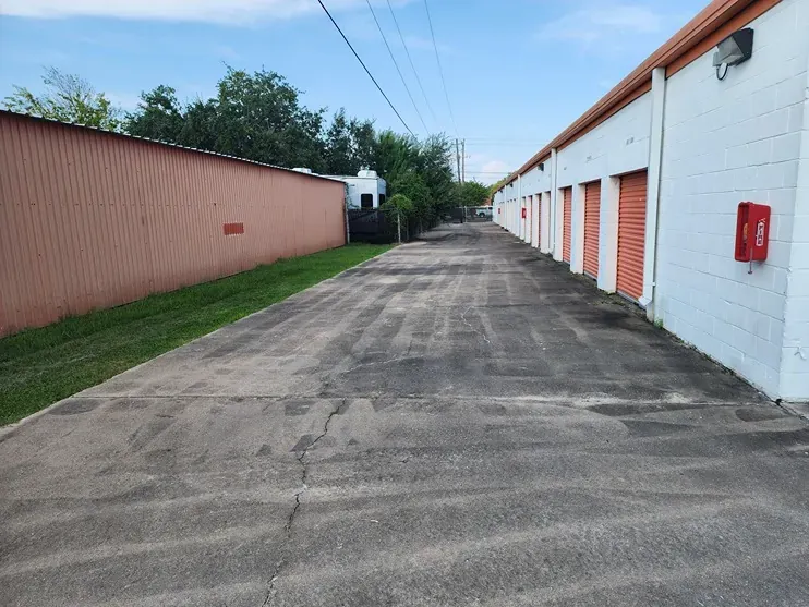 Backside and drive up storage Clear Lake Storage