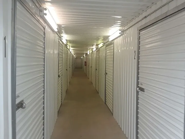 climate controlled self storage units