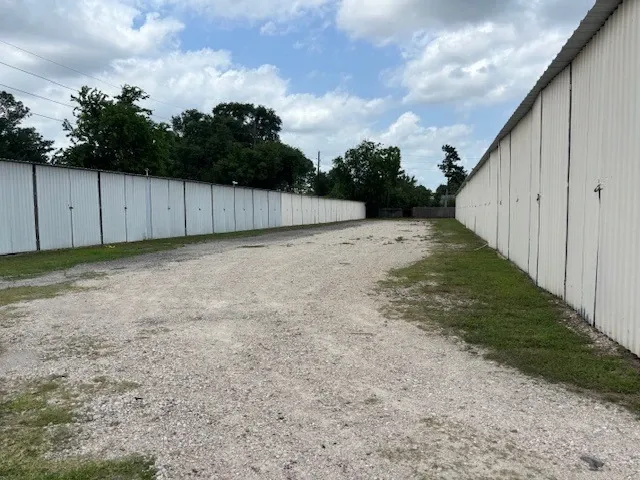 Drive up Huffmeister Boat & RV Storage