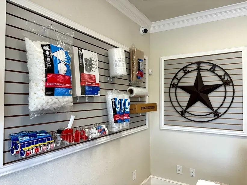 Right Move Storage - Waxahachie office area