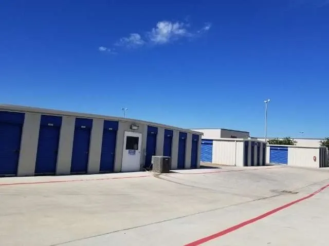 outdoor storage units