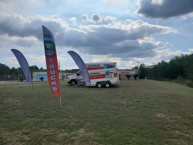 Right Move Storage-Memorial Blvd truck rentals