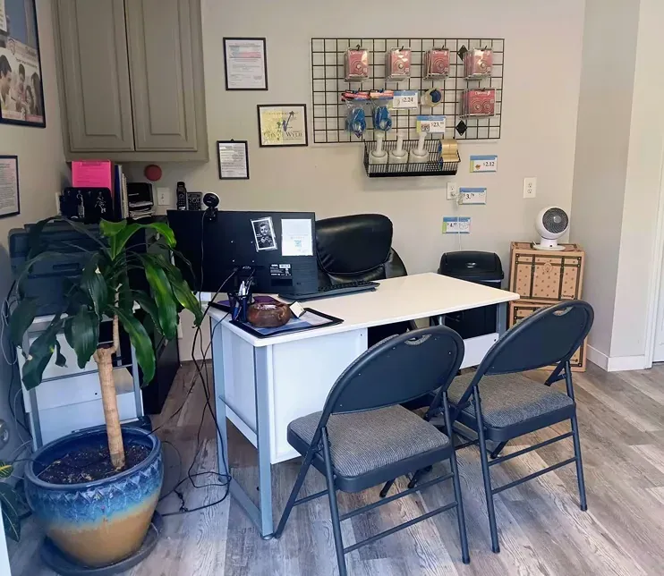 Right Move Storage - Wylie office area