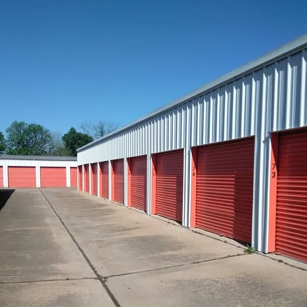 drive up self storage units
