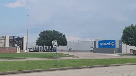 Right Move Storage - Royal Oaks near Walmart