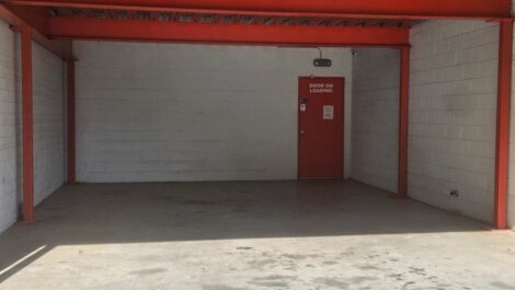 Texan Storage covered loading dock